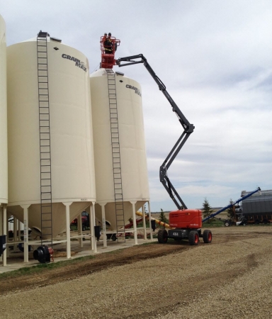 Clews installing aeration fans and bin monitoring